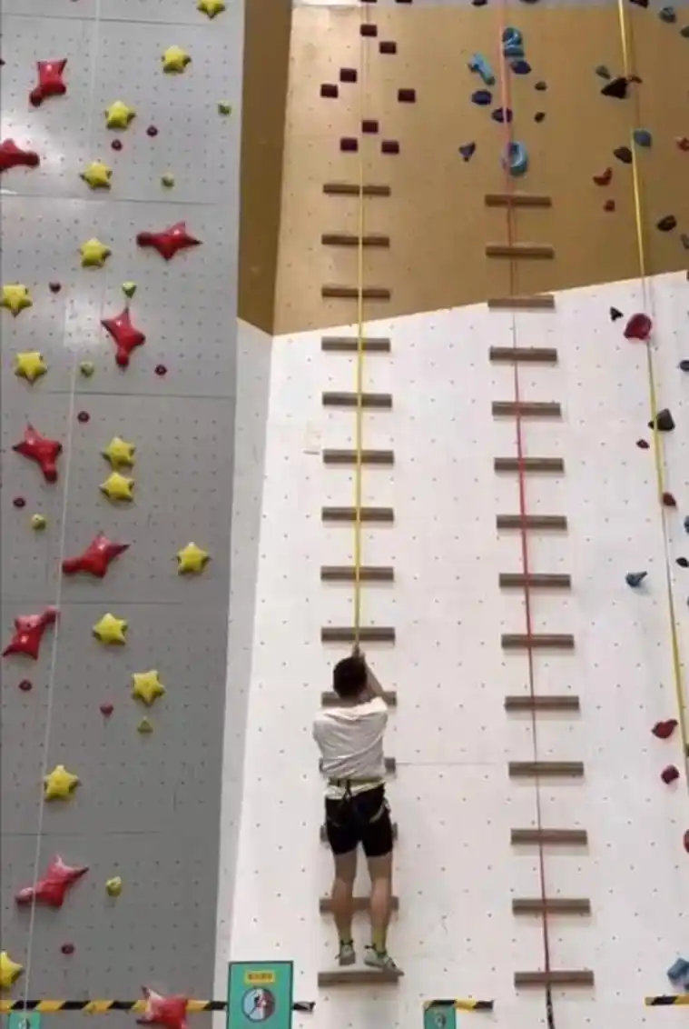 攀岩运动安全性_攀岩馆安全标准_攀岩运动趋势