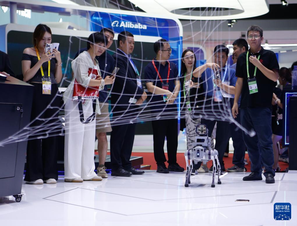  人工智能 赋能供应链韧性的关键引擎 _链博会 数字科技发展新趋势 _科技趋势