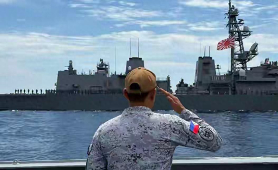 五国南海围堵中国？日本首次派兵菲律宾，剑指我方