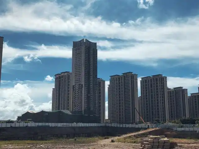 2026年楼市核心变化趋势_K型分化成定局房产投资价值分析_北京房价2026下跌