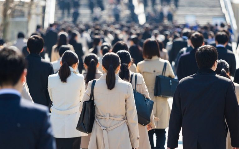 房价还会下跌吗_70个大中城市房价下跌分析_2025年楼市二手房挂牌量突破750万套