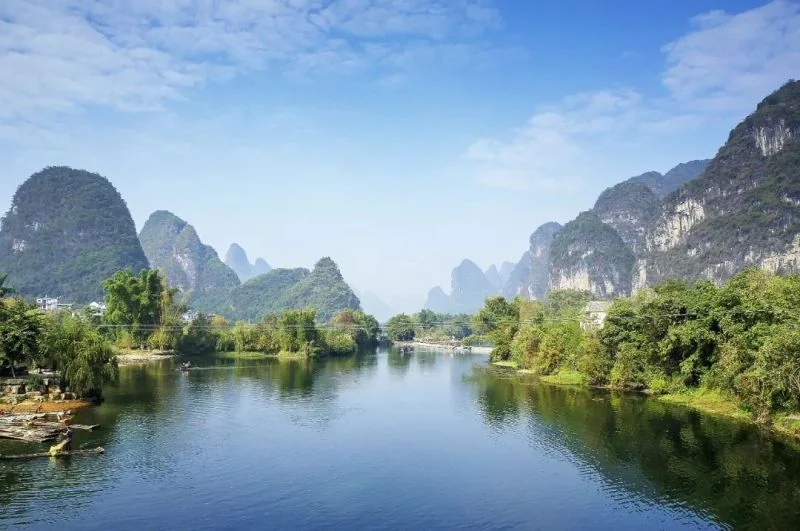 广西壮族自治区地理环境_广西北部湾经济区水资源供需态势与合理配置_广西壮族自治区历史沿革