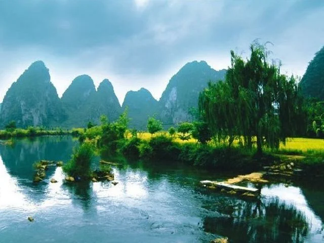 广西壮族自治区历史沿革_广西北部湾经济区水资源供需态势与合理配置_广西壮族自治区地理环境