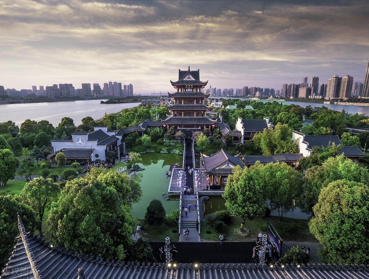 长沙必去景点推荐_长沙股票配资平台_长沙热门旅游景点