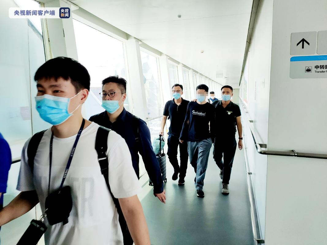 上海警方侦破非法经营场外配资操纵证券市场案件_在线股票配资公司_非法经营场外配资操纵证券市场案件详情